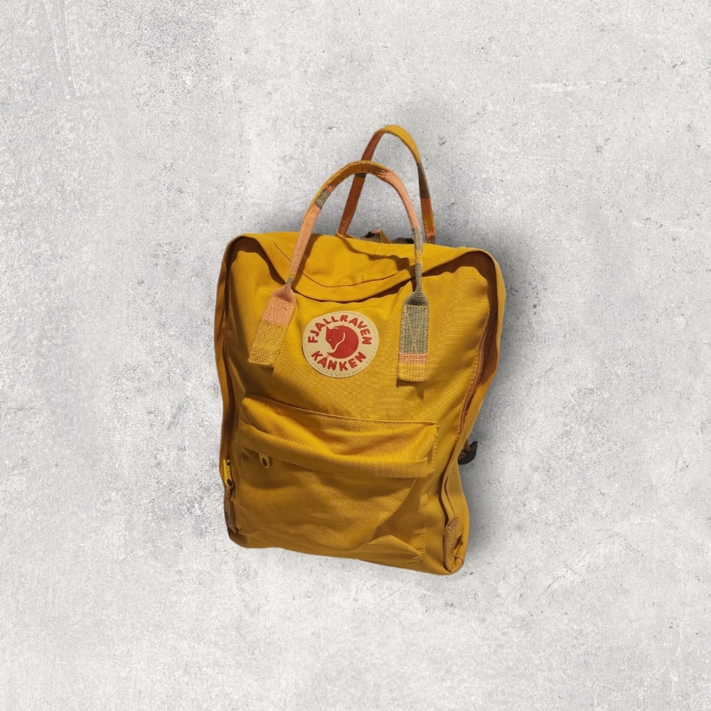 CLASSIC Fjallraven Kanken Backpack 23510 FJALL RAVEN 141 WARM YELLOW COLOR